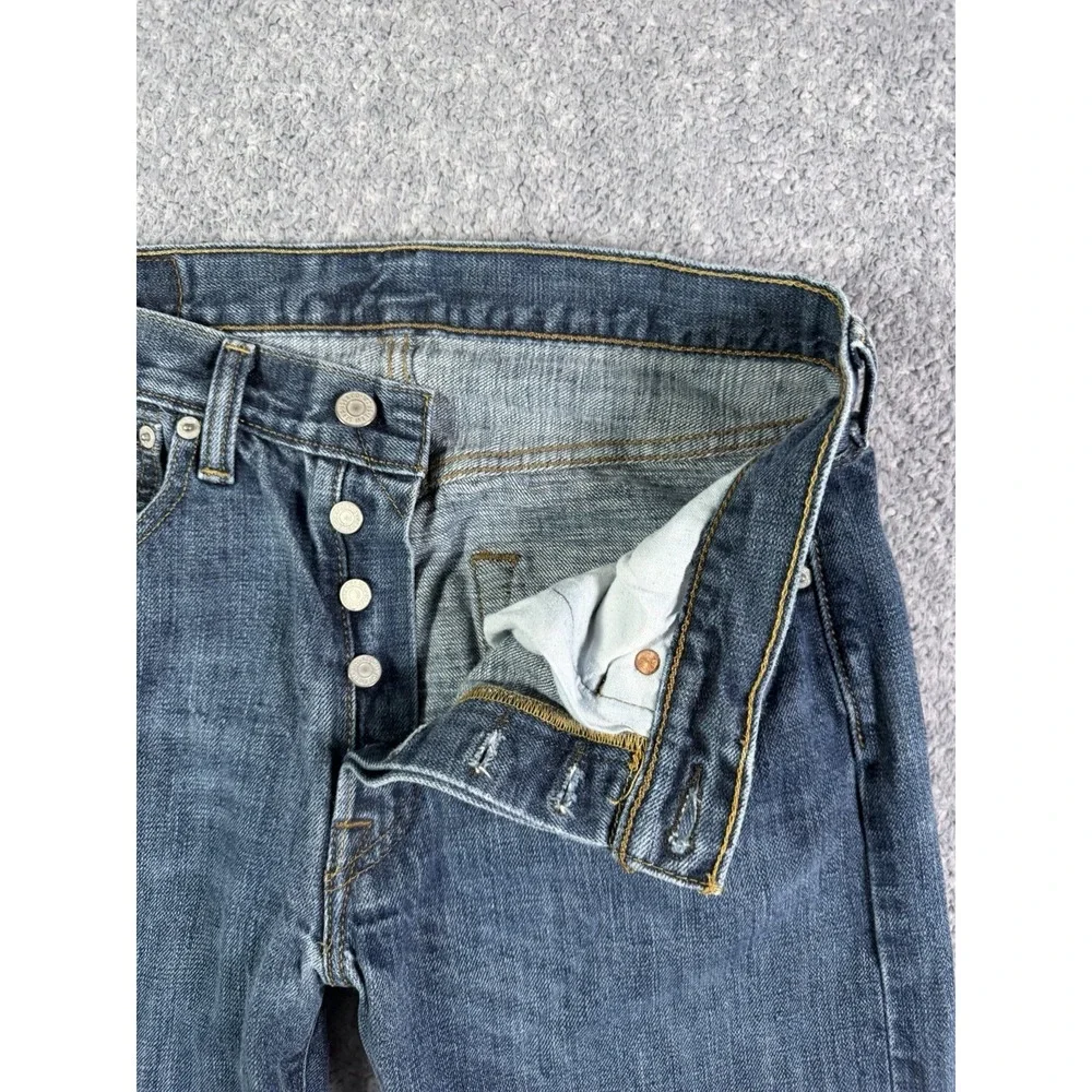 Levis 501 Jeans Men 30x32 Blue Button Fly Straight 100% Cotton Denim Medium Wash